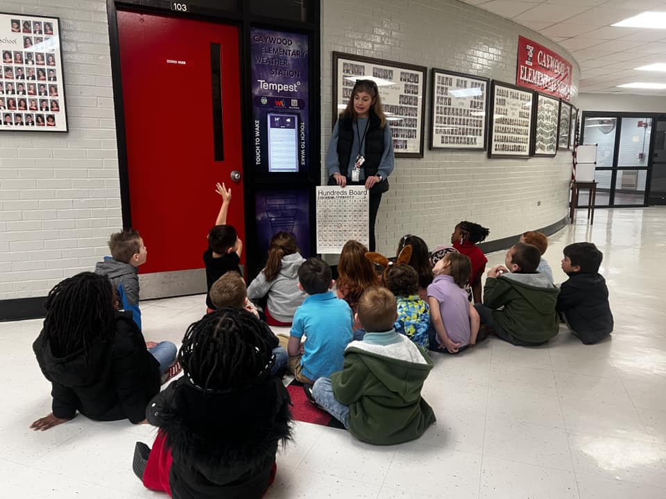 Students participate in lesson using Tempest weather data. 
